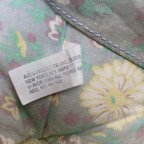 Avon teddy bear 9" plush wearing apron says I LOVE MY SISTER 1996 - Picture 9 of 9